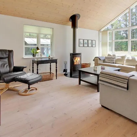 Orwendil - 2km From The Sea By Interhome *